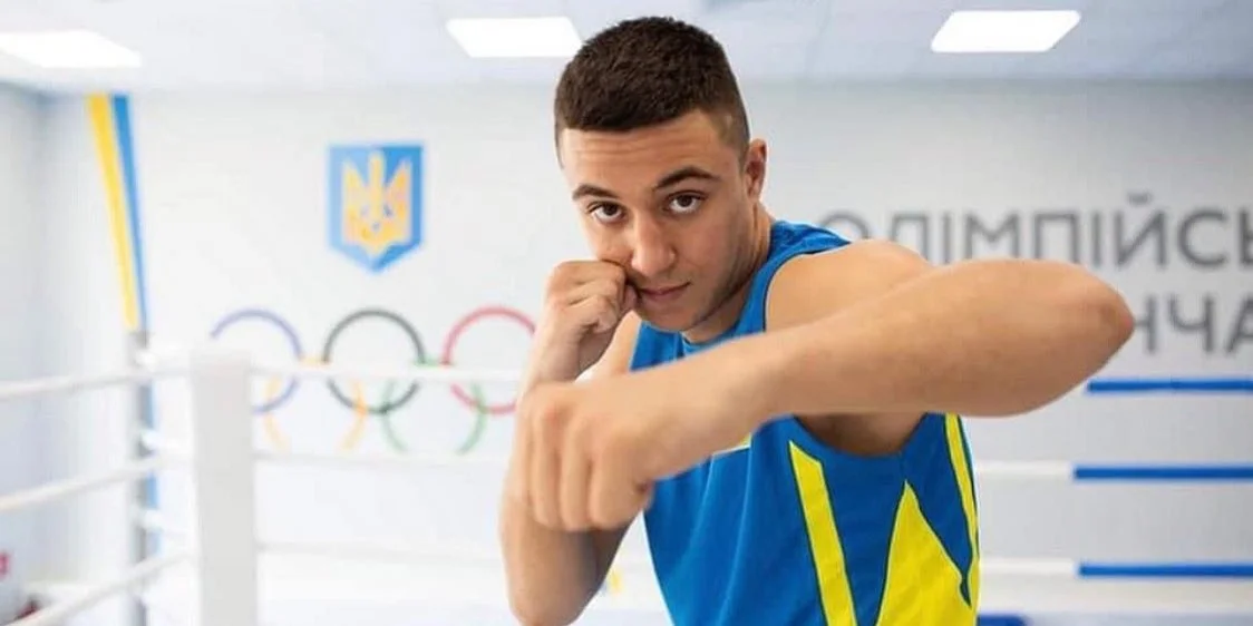 Чотири нокдауни протягом двох раундів. Непереможений українець вразливо нокаутував аргентинця — дивіться відео!