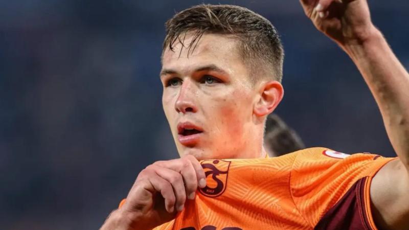 Сікана можуть залучити до масштабної угоди в Іспанії – українець має шанс стати суперником Ваната та Циганкова, повідомляє Футбол24.