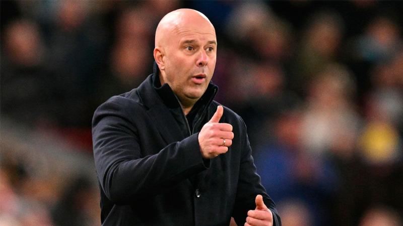 Ліверпуль зафіксував четверту підряд нічию, Челсі обіграв Ярмолюка, а Вест Хем святкував свою першу перемогу за останні десять турів. Тим часом, Пелас переживає важкі часи - Футбол24.