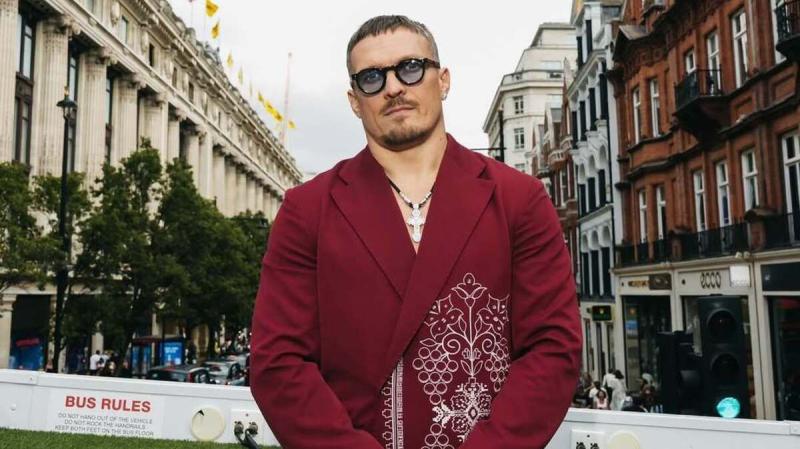 Олександр Усик одягає костюми без попередніх примірок, так само як Ельвіра Гасанова створює відомі образи для цього боксера.