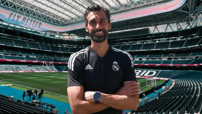 Арбелоа майстерно пожартував над Фліком після нищівної поразки Барселони в зустрічі з Атлетіко - Футбол24.