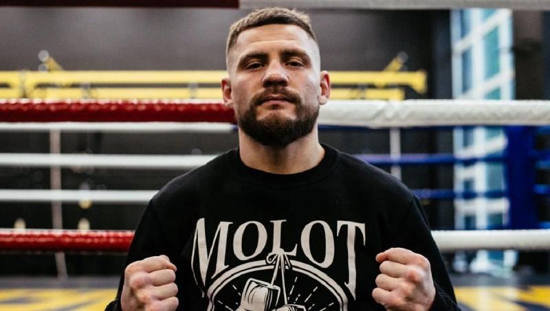 Берінчик офіційно анонсував свій перехід у медіафутбол, ставши частиною команди Коноплянки. Екс-чемпіон світу тепер буде працювати в новому напрямку - Футбол24.