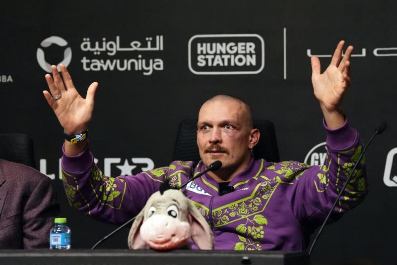 Олександр Усик з'явився на реванш із Даніелем Дюбуа на стадіоні Вемблі - відео - Fight News 24.
