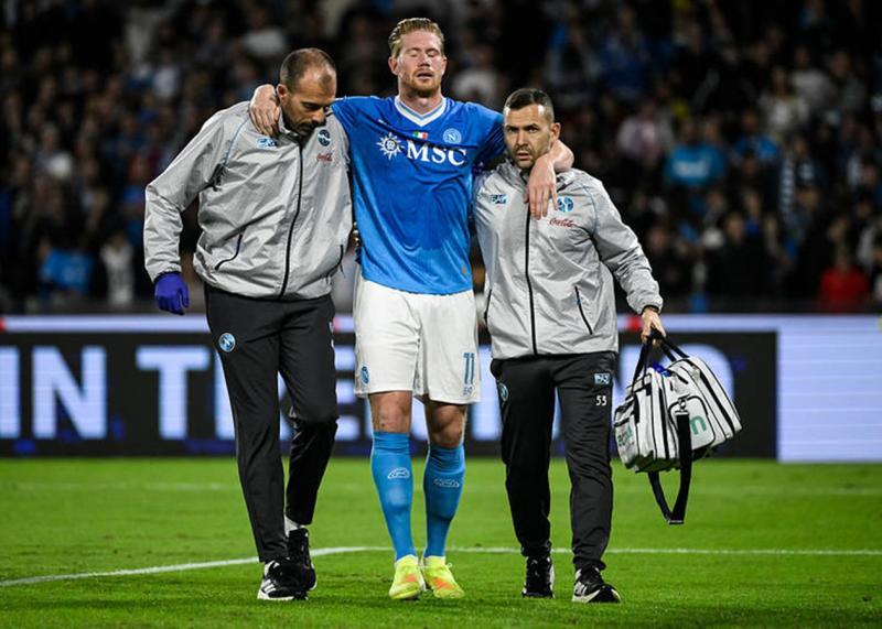 Встановлено строки повернення капітана Наполі.