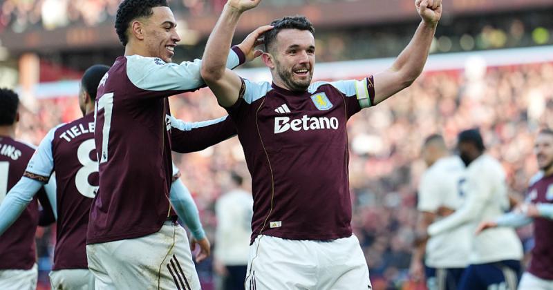 Астон Вілла святкує перемогу над Ноттінгемом у англійському чемпіонаті з рахунком 3:1 - Спорт bigmir)net